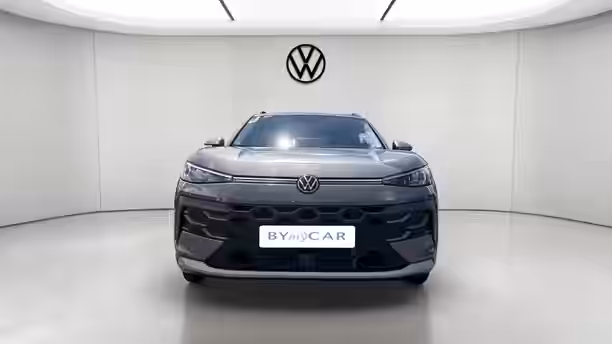VOLKSWAGEN T-ROC 8 / 33