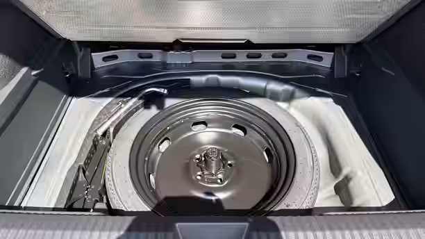 VOLKSWAGEN T-ROC 16 / 33