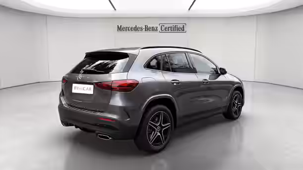 MERCEDES GLA 5 / 14