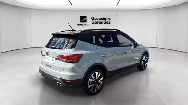 SEAT ARONA 5 / 21