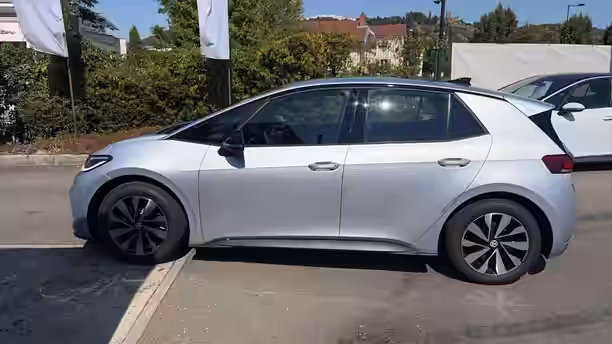 VOLKSWAGEN ID.3 NEO 2 / 27
