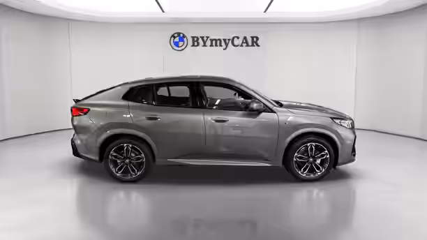 BMW iX2 U10 6 / 34