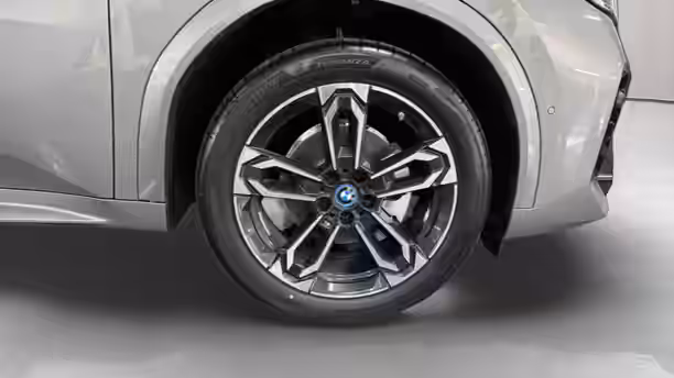 BMW iX2 U10 21 / 34