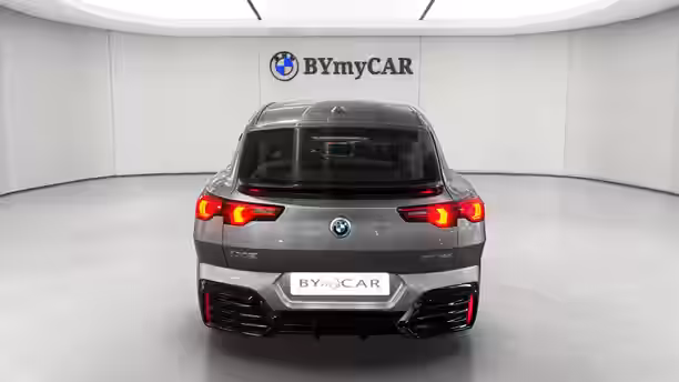 BMW iX2 U10 4 / 34