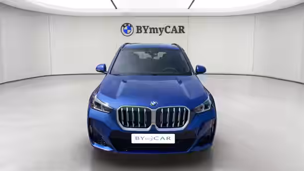 BMW X1 U11 8 / 24