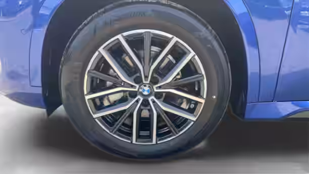 BMW X1 U11 16 / 24