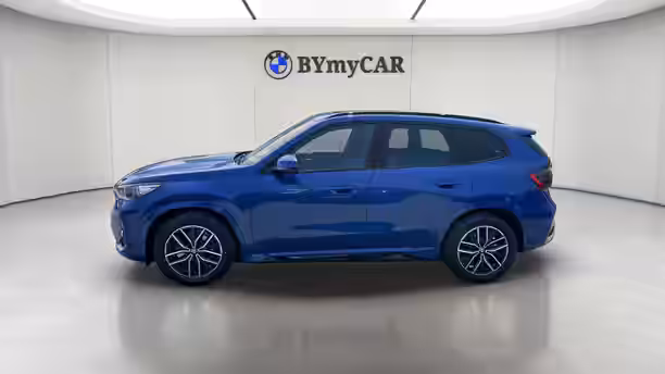 BMW X1 U11 2 / 24