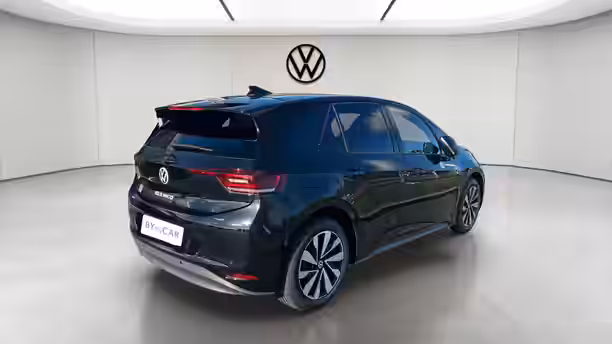 VOLKSWAGEN ID.3 NEO 5 / 40