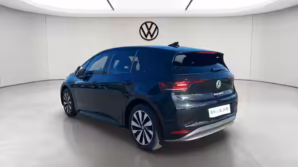 VOLKSWAGEN ID.3 NEO 3 / 40