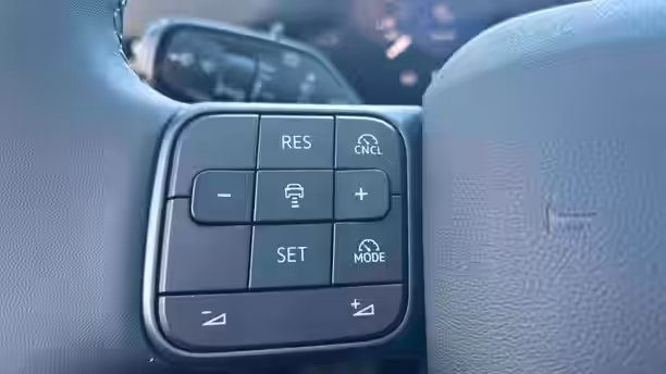 VOLKSWAGEN ID.3 NEO 34 / 40