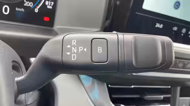 VOLKSWAGEN UTILITAIRES CARAVELLE 7 PHEV 30 / 30