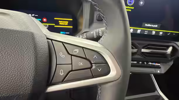 DACIA BIGSTER HYBRID 19 / 23