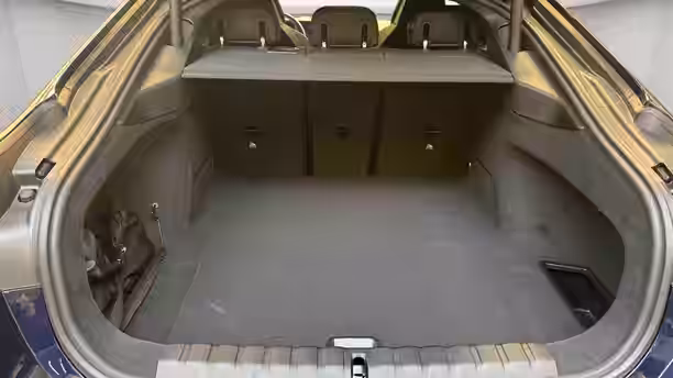 BMW i4 G26 LCI 13 / 18