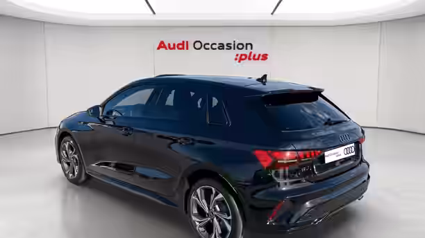 AUDI A3 SPORTBACK 3 / 18