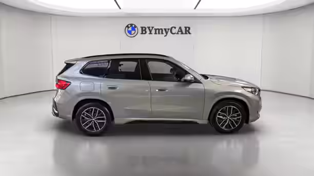BMW X1 U11 6 / 27
