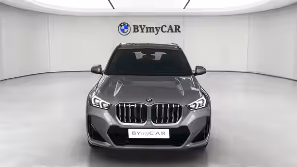 BMW X1 U11 8 / 27
