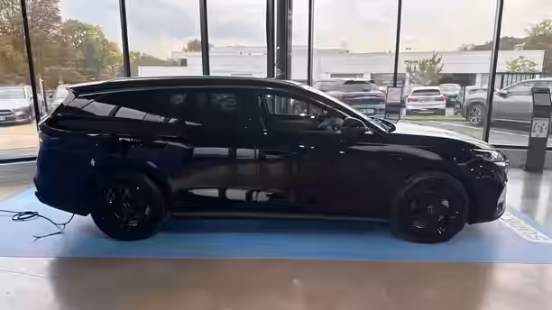 BYD SEAL 6 TOURING 6 / 17