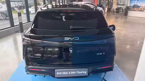 BYD SEAL 6 TOURING 4 / 17