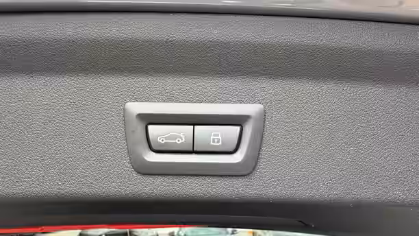 BMW SERIE 1 F70 21 / 36