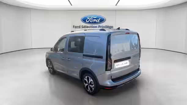 FORD TRANSIT CONNECT FLEXCAB 3 / 13