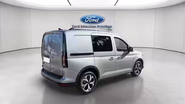 FORD TRANSIT CONNECT FLEXCAB 5 / 13