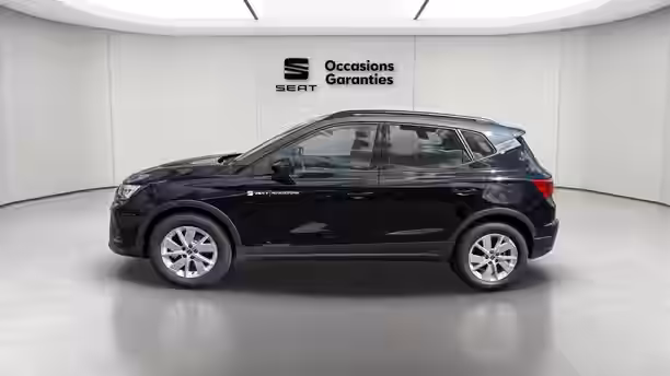 SEAT ARONA 2 / 20