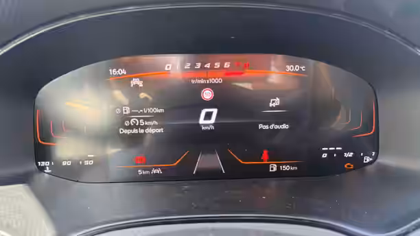 SEAT ARONA 9 / 20