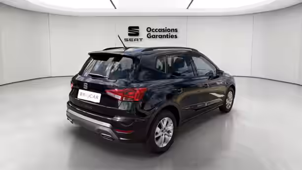 SEAT ARONA 5 / 20