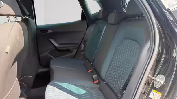 SEAT ARONA 17 / 20