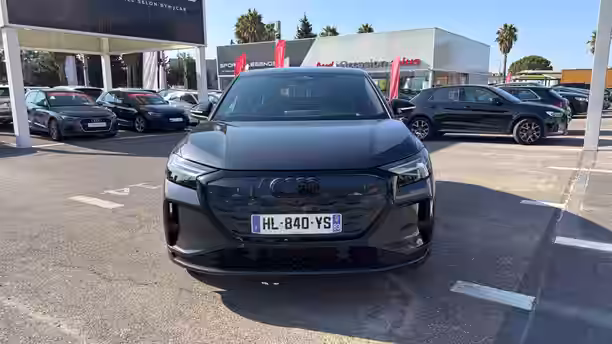 AUDI Q4 E-TRON 8 / 22