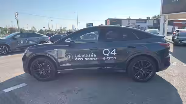 AUDI Q4 E-TRON 2 / 22