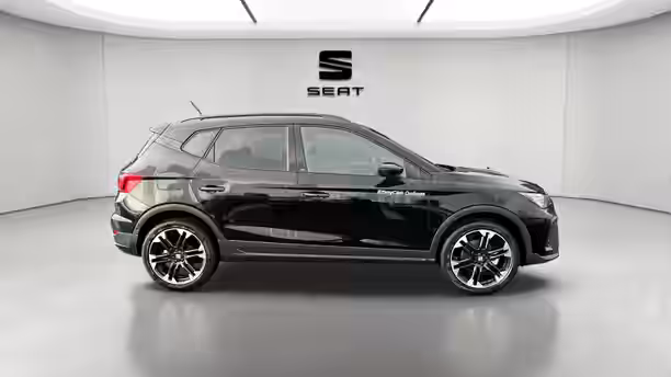 SEAT ARONA 6 / 22