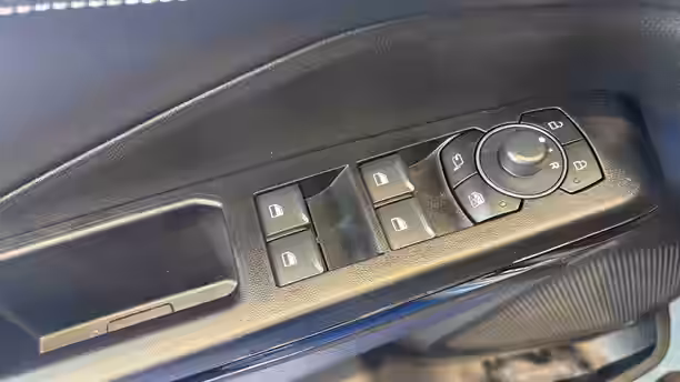 FORD PUMA 16 / 16