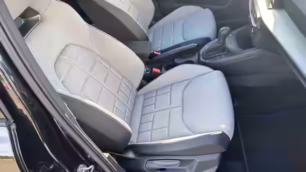 SEAT ARONA 22 / 24