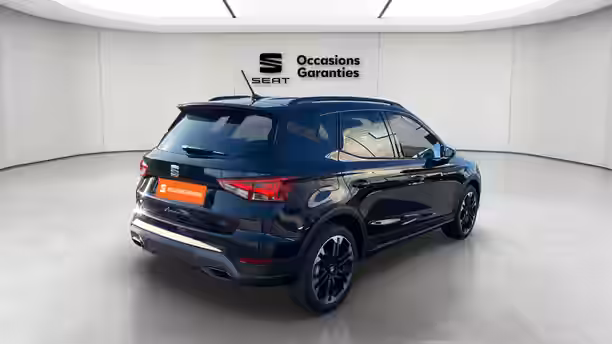 SEAT ARONA 5 / 24