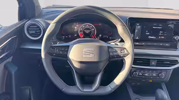 SEAT ARONA 23 / 24