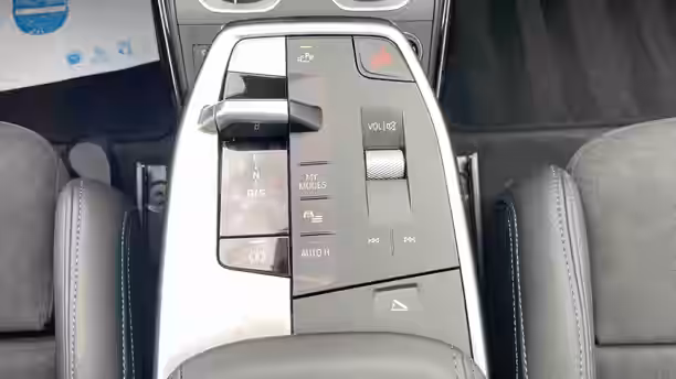 BMW X1 U11 24 / 24