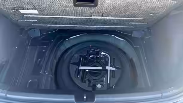 VOLKSWAGEN POLO 22 / 26