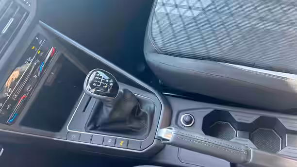 VOLKSWAGEN POLO 15 / 26