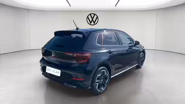 VOLKSWAGEN POLO 5 / 26