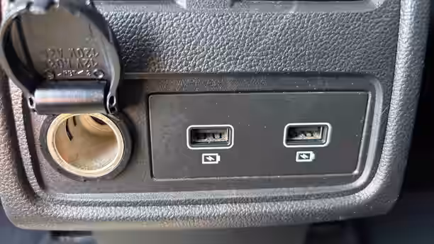 RENAULT CAPTUR 24 / 27