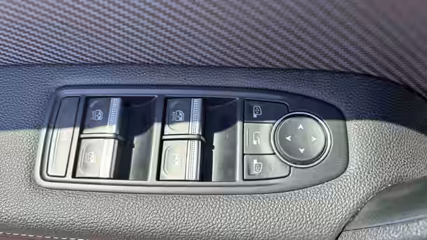 RENAULT CAPTUR 17 / 27