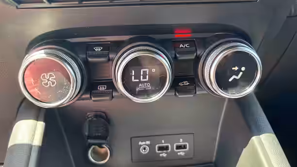 RENAULT CAPTUR 22 / 27