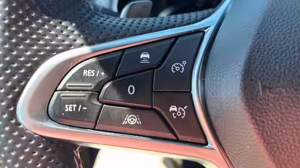 RENAULT CAPTUR 18 / 27