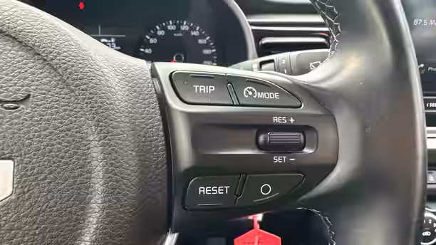 KIA RIO 18 / 23
