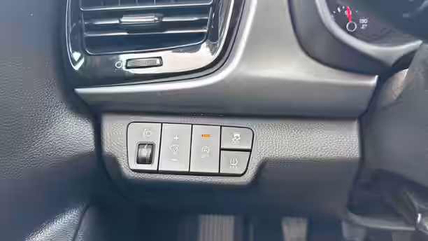 KIA RIO 20 / 23