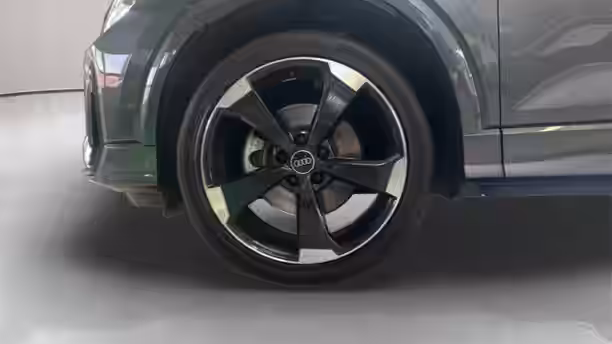 AUDI Q2 18 / 37