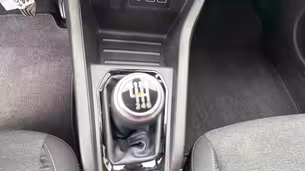 RENAULT CLIO V 22 / 24