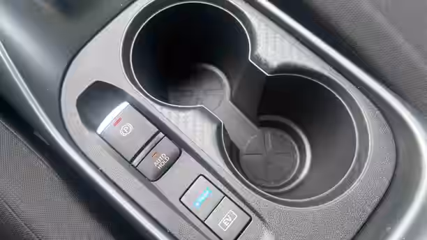 NISSAN JUKE 18 / 21