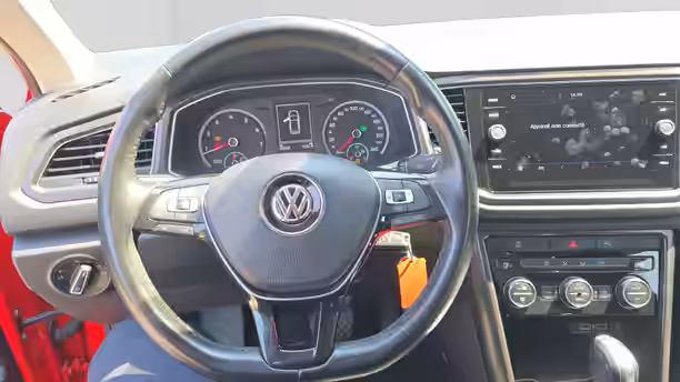VOLKSWAGEN T-ROC 11 / 23